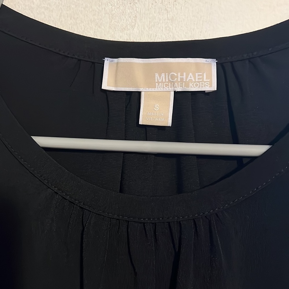 ‼️SOLD‼️ Michael Kors black blouse - Picture 3 of 5